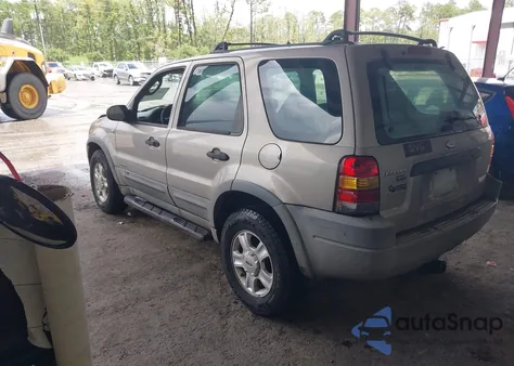 2001 Ford Escape Xlt from USA, damaged, VIN 1FMYU03181KA16847